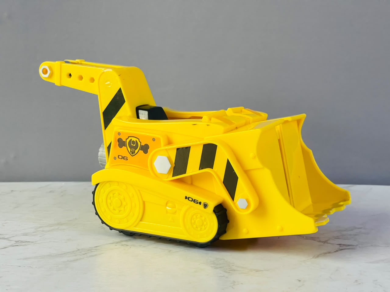 PAW Patrol Rubble 2-in-1 Transforming Flip & Fly Vehicle.