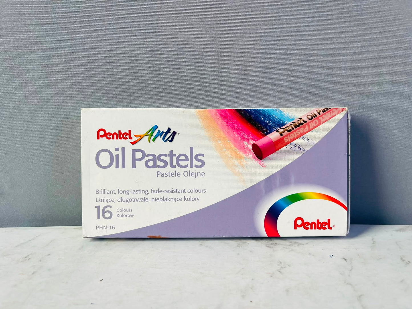 Pentel Arts Oil Pastels 16-Colour Set. (New)
