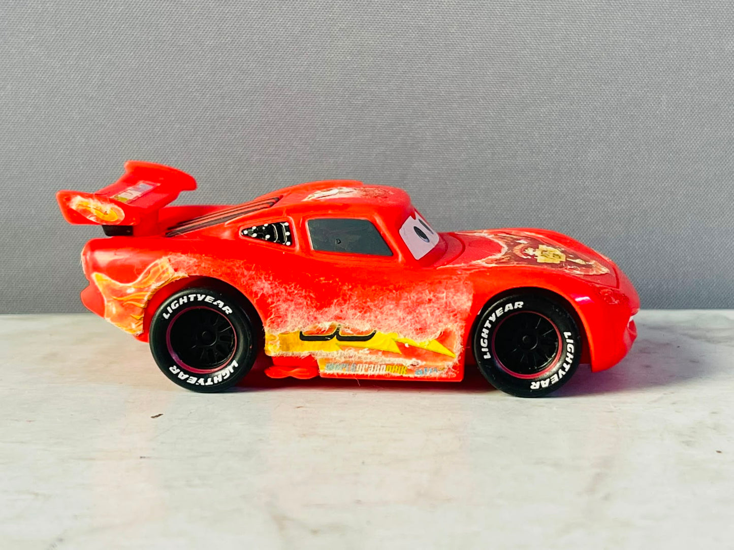 Mattel Disney Pixar Cars Lightning McQueen Car. (Must check video)
