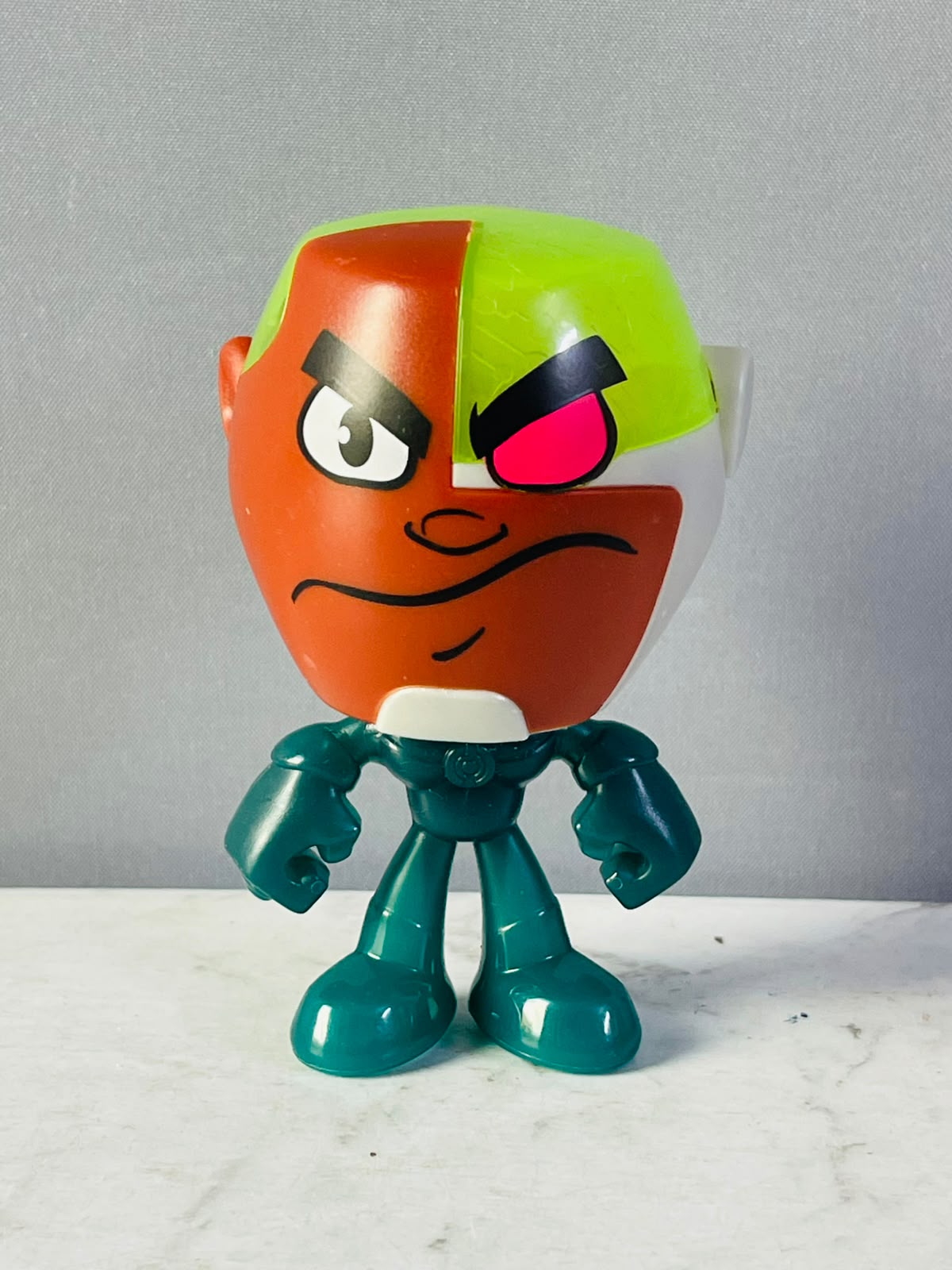 Sonic Wacky Teen Titans Go! Cyborg Figure. (New)