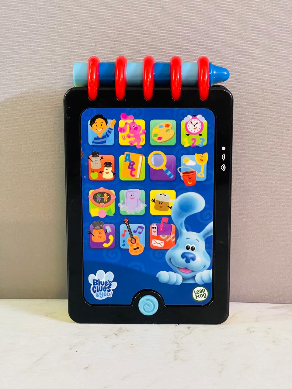 LeapFrog Blue’s Clues and You! Really Smart Handy Dandy Notebook.