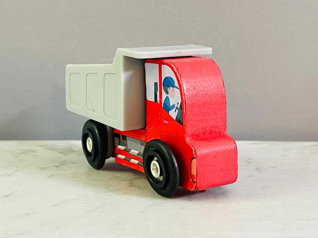umu Little Dump Truck.