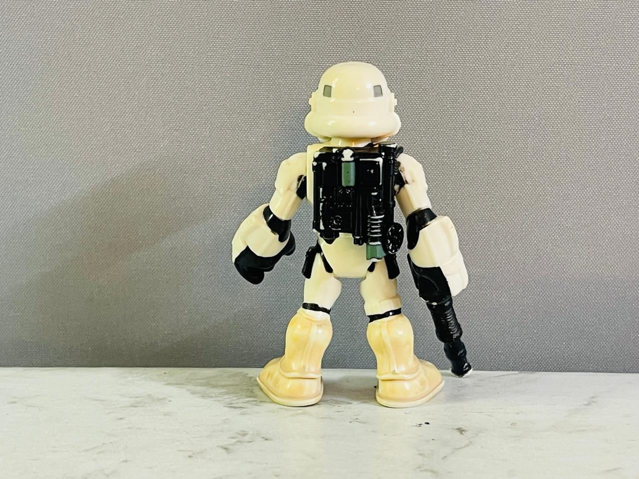 Hasbro Playskool Star Wars Galactic Heroes Sandtrooper Action Figure.