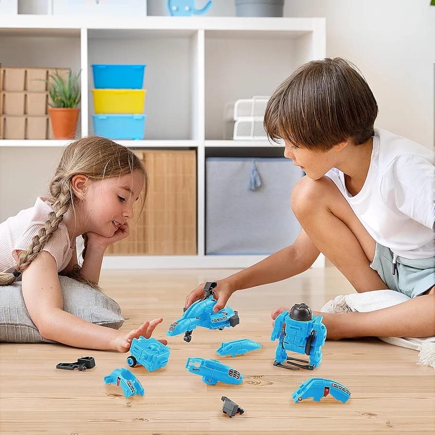 6-in-1 Solar Space Fleet Building Kit.