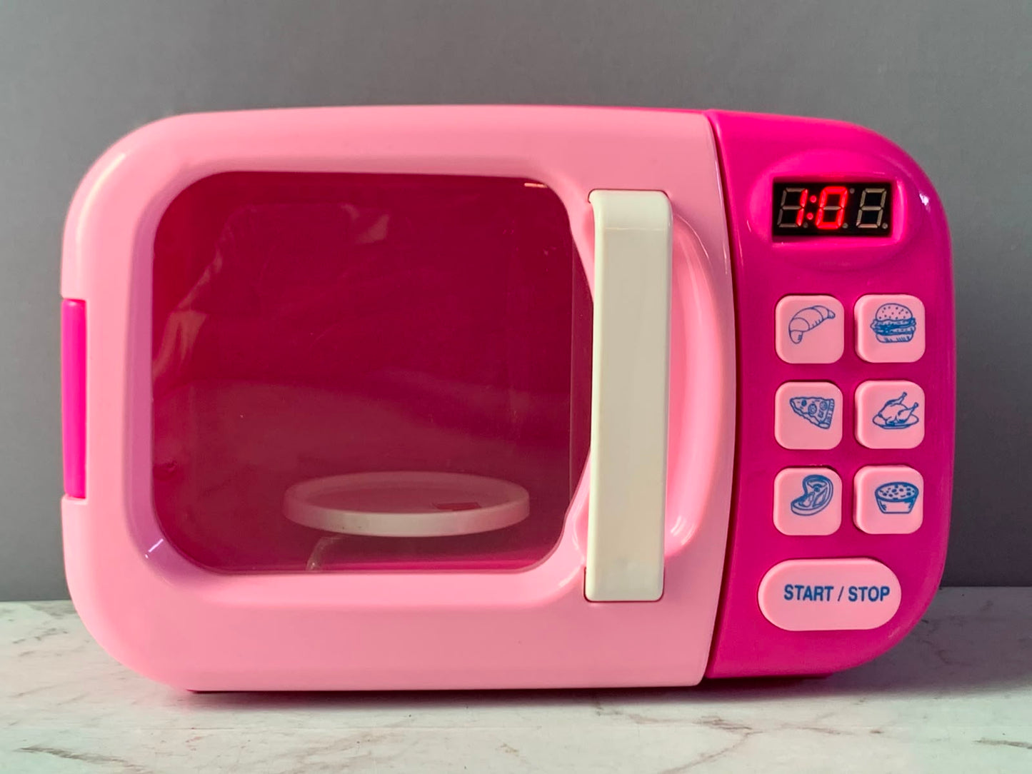 Boley Blue Microwave Toy. (Rs 350 advance)