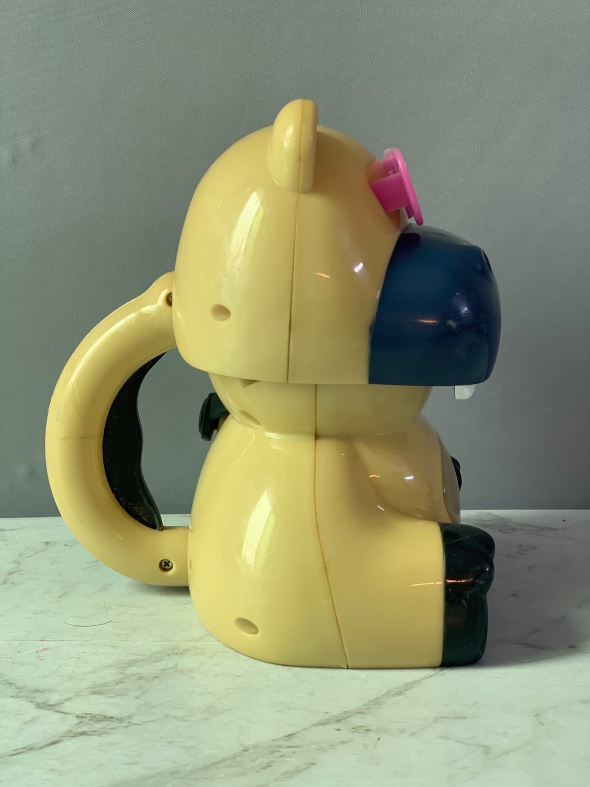 Sun Squad Hippo Bubble Maker.