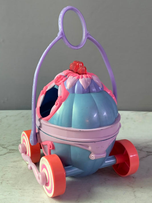 Play-Doh Magical Carriage.(new batteries required)