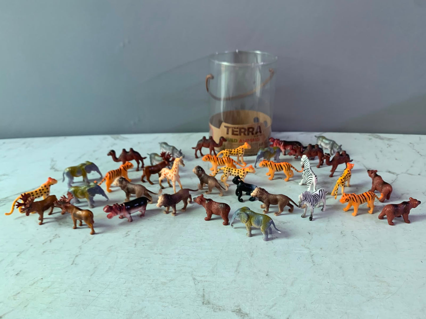 Terra By Battat Wild Animal Figurines Tube. (36 pieces)