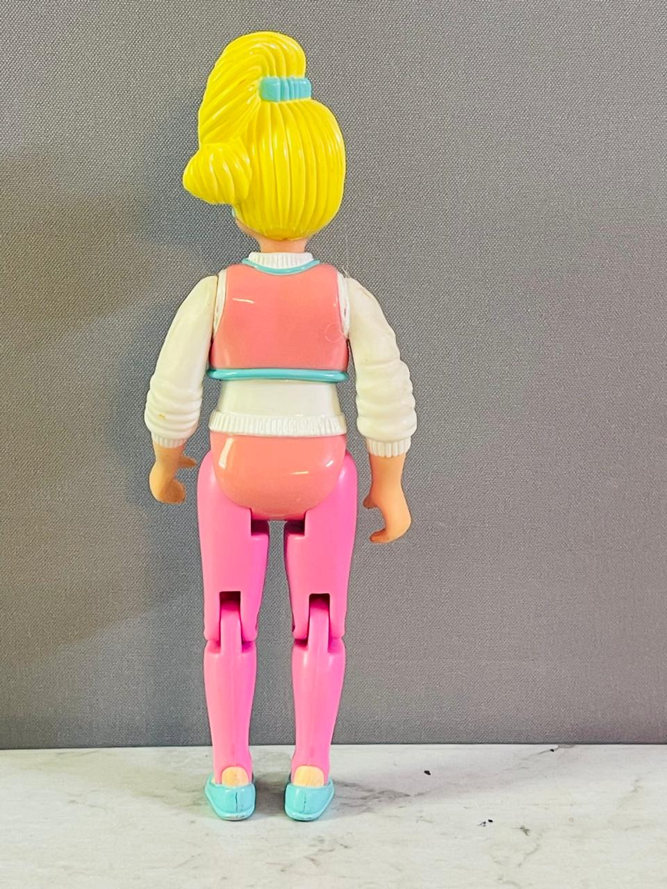 Fisher-Price Loving Family dollhouse Figure.
