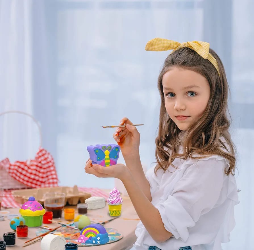 Decorate Your Own Figurines, Paint Your Own Kids Set. (New)