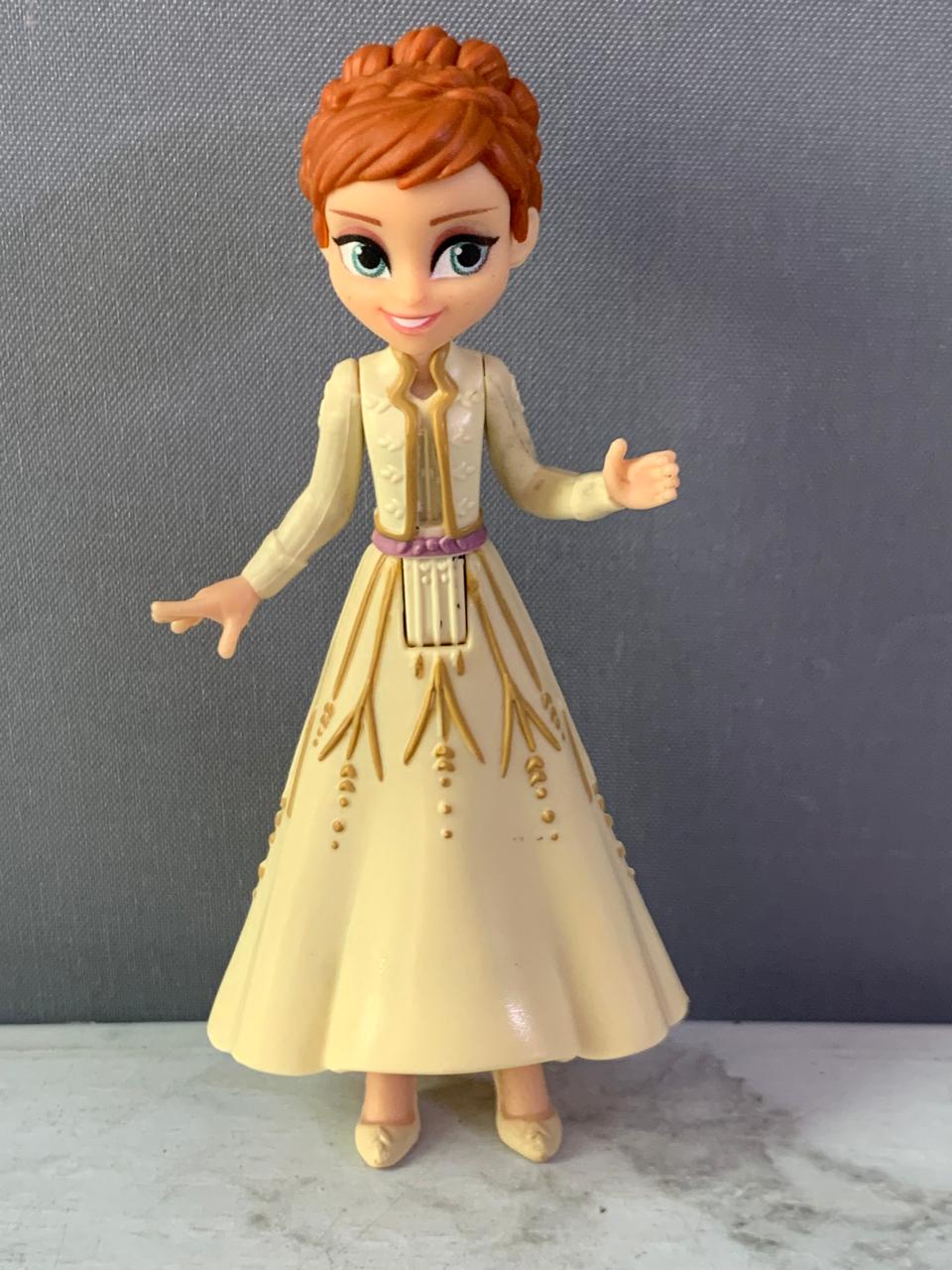 Disney Frozen 2 Anna Small Fashion Doll.