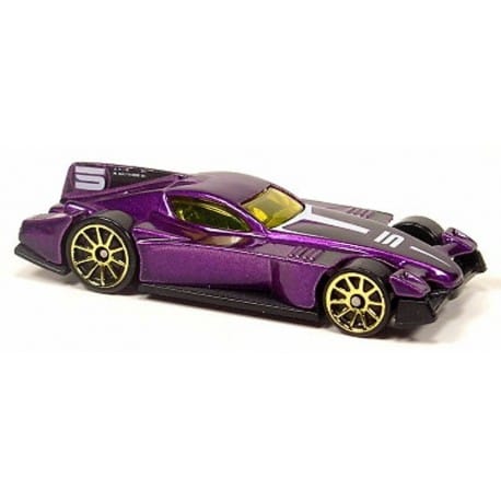 Hot Wheels First Editions Realistic Formul8r.