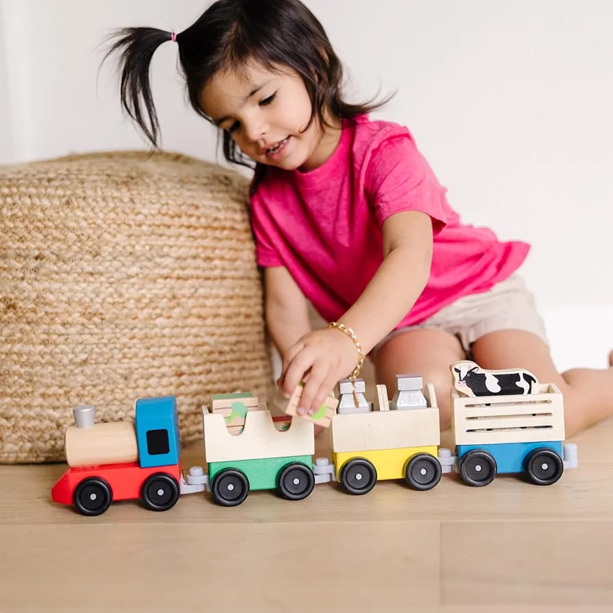Melissa & Doug Wooden Farm Train Set. (Without accessories)