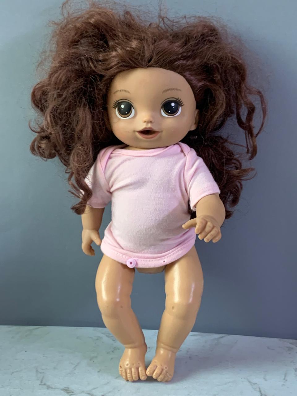 Hasbro Baby Alive Doll. (Must check right foot)