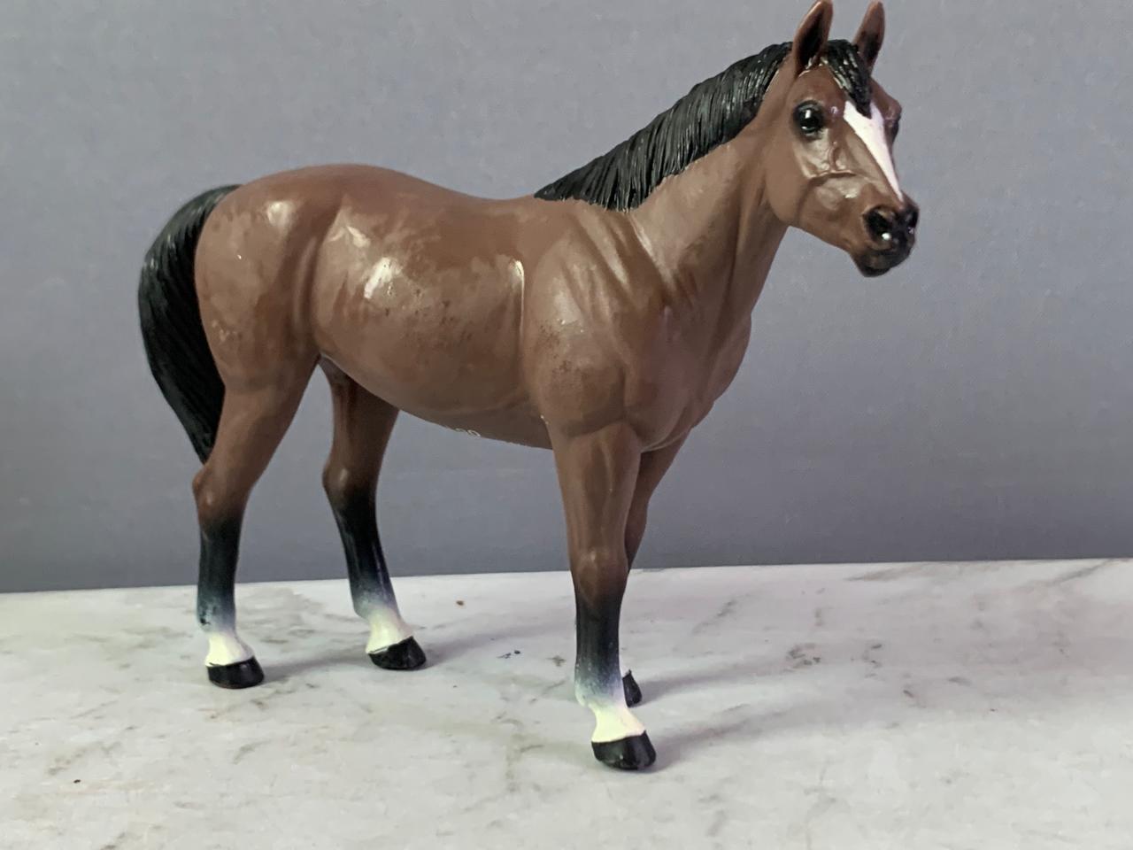 Safari Ltd. Quarter Horse Gelding Figurine.