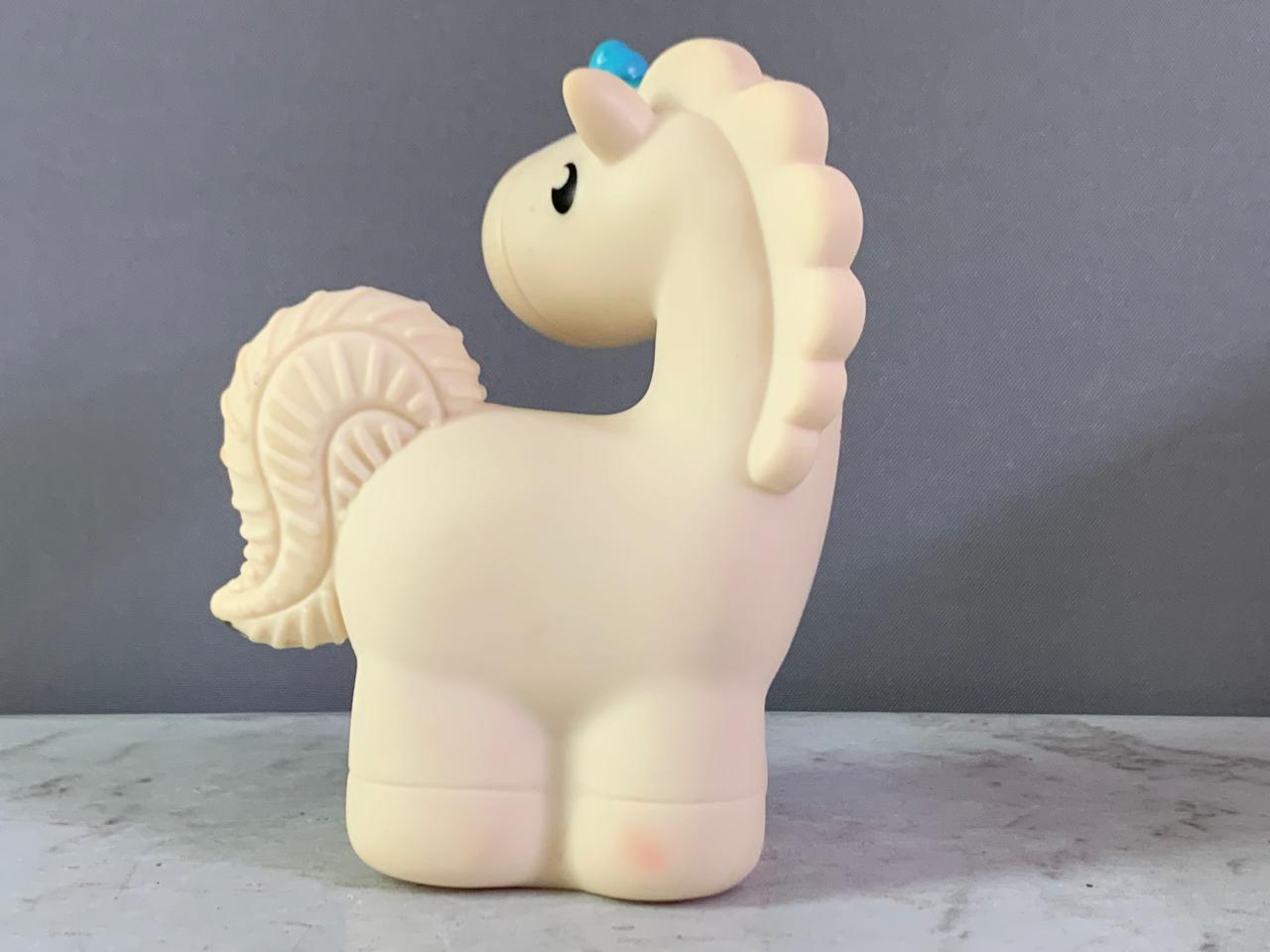 Infantino Tub O' Unicorn Toy.