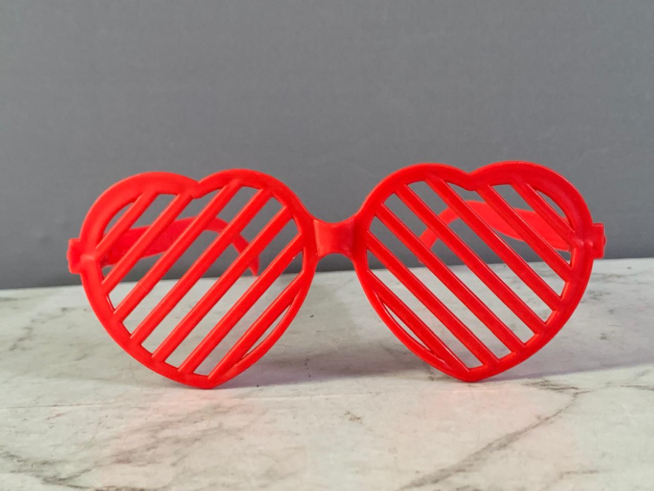 Party Plastic Play Glasses.
