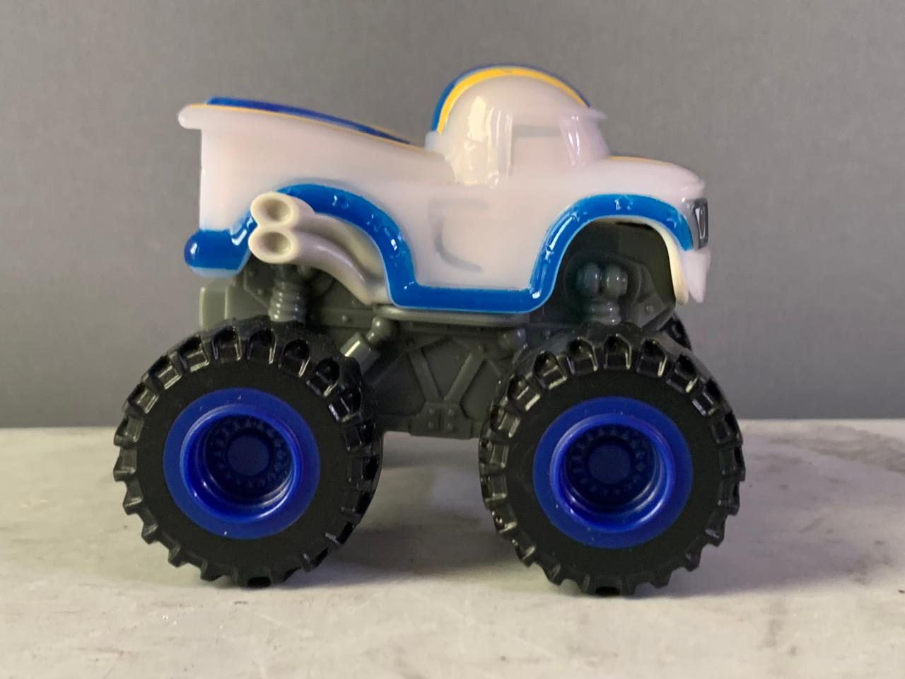 Fisher-Price Nickelodeon Blaze & the Monster Machines, Darrington.