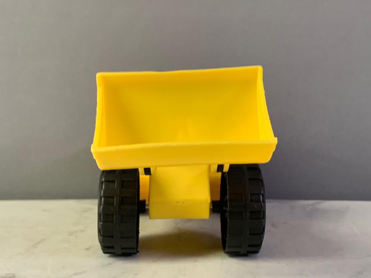 Fast Lane Lazer Wheels Front Loader Truck.(batteries needreplacement)