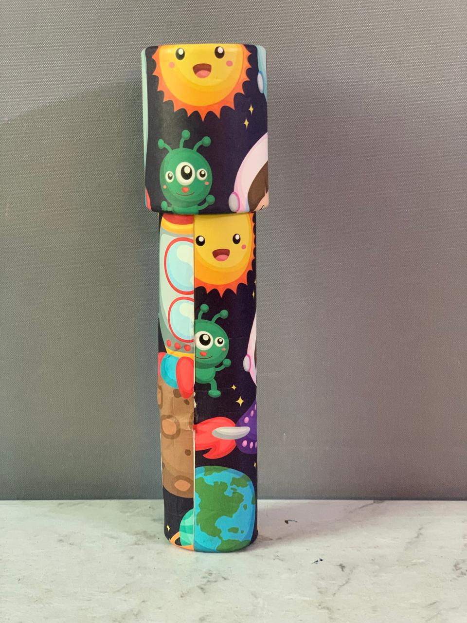 Mudpuppy Solar System Kaleidoscope. (Rs 200 advance)