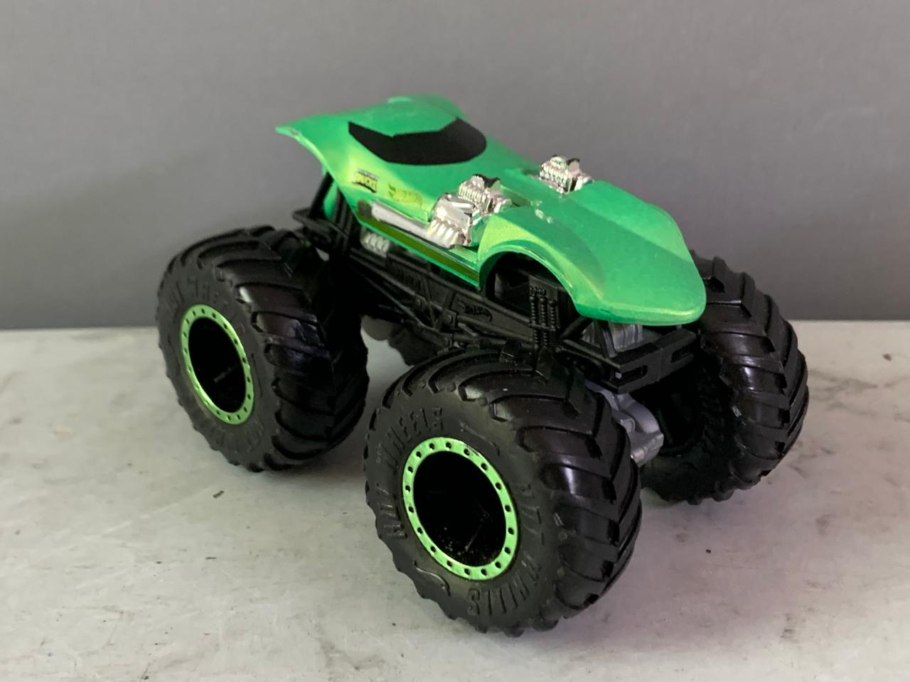 Mattel Hot Wheels Monster Trucks Twin Mill Vehicle.