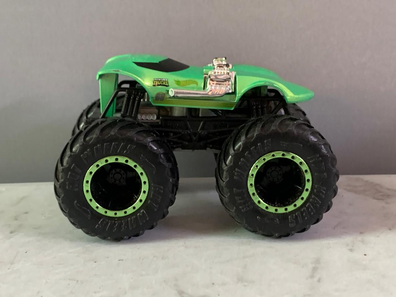 Mattel Hot Wheels Monster Trucks Twin Mill Vehicle.