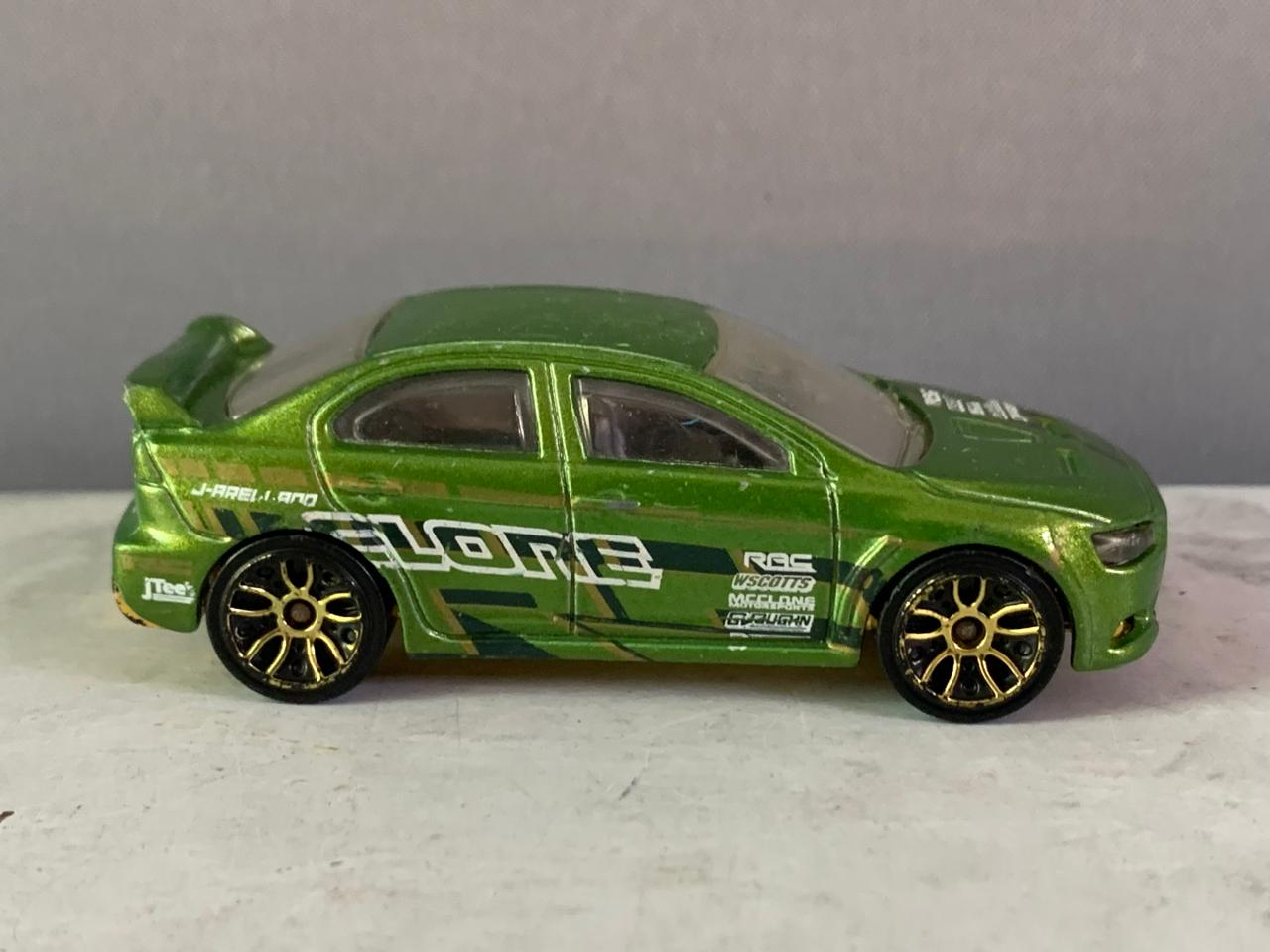 Hot Wheels Mitsubishi Lancer Evolution.