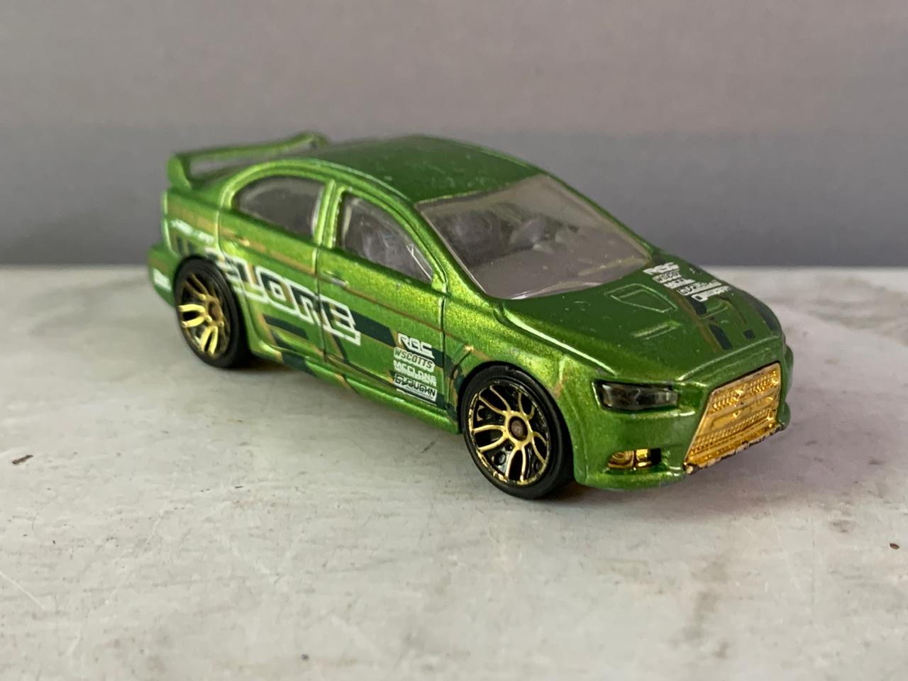 Hot Wheels Mitsubishi Lancer Evolution.