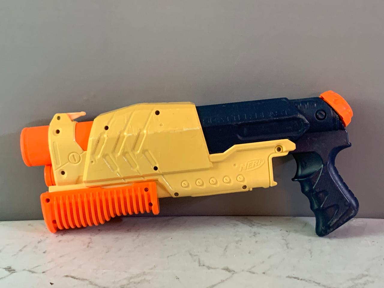 Nerf Super Soaker Scatter Blast Water Blaster. (Rs 350 advance)