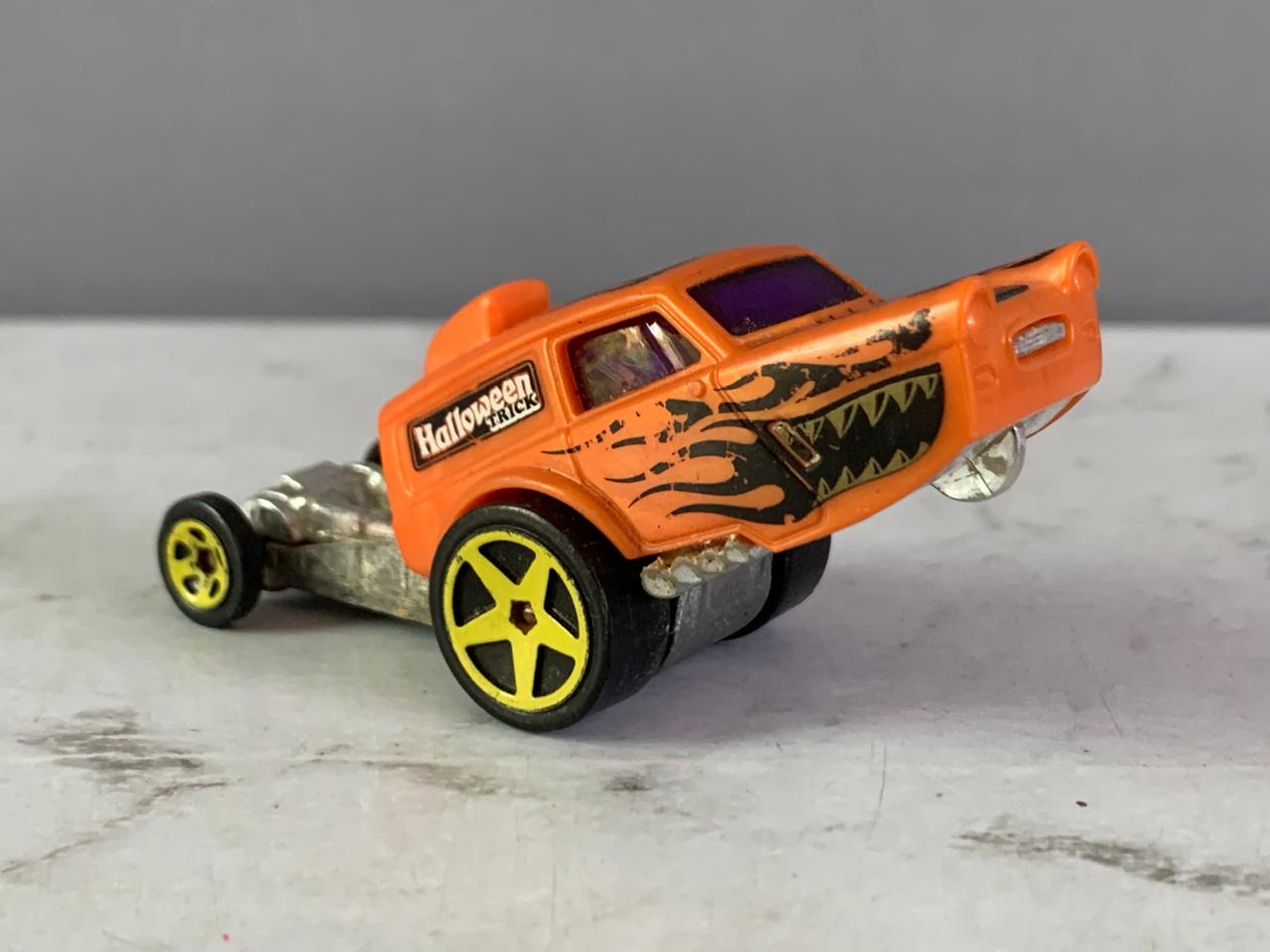 Hot Wheels 2017 Holiday Racers HW Poppa Wheelie 5/365.