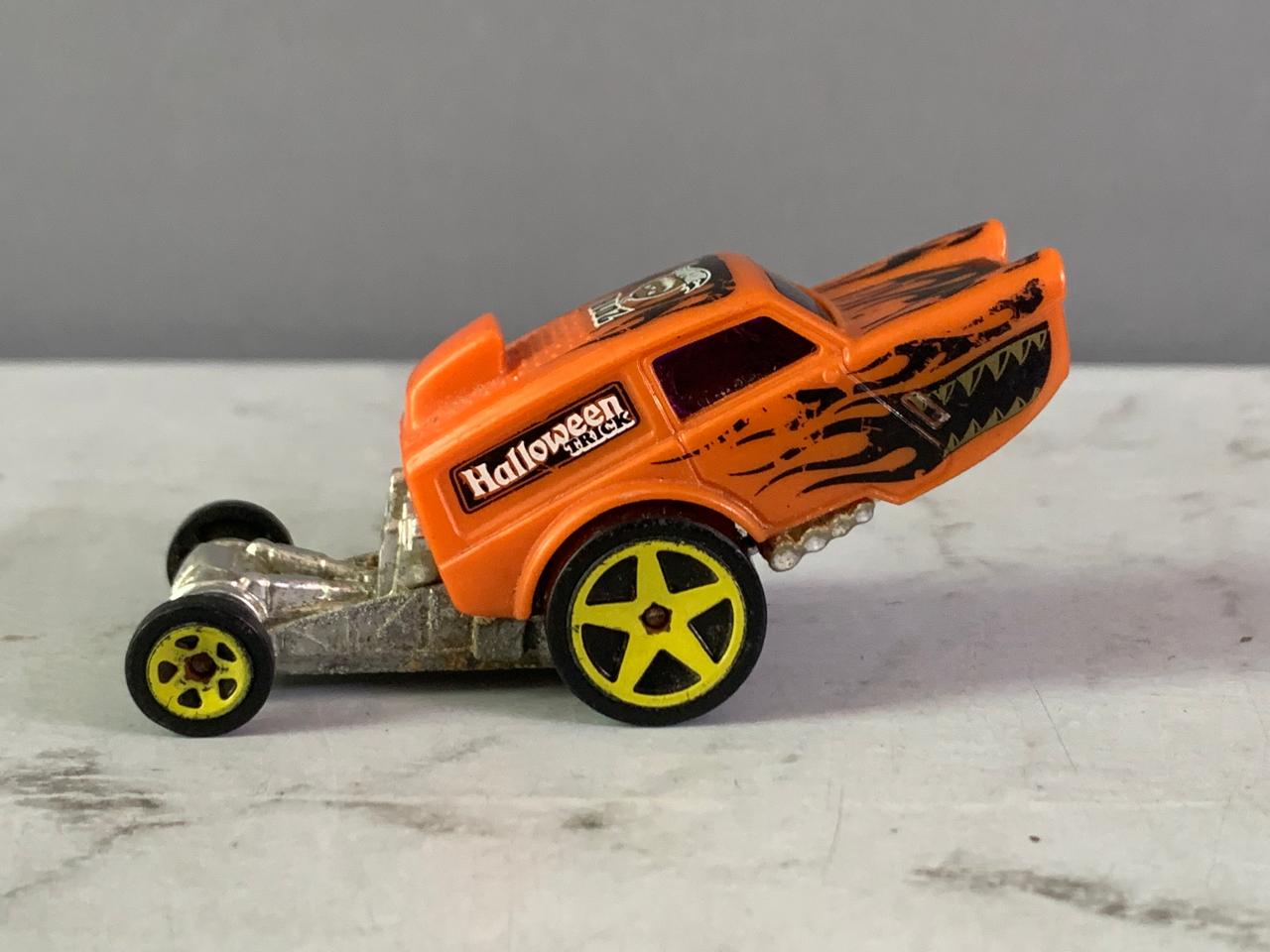 Hot Wheels 2017 Holiday Racers HW Poppa Wheelie 5/365.