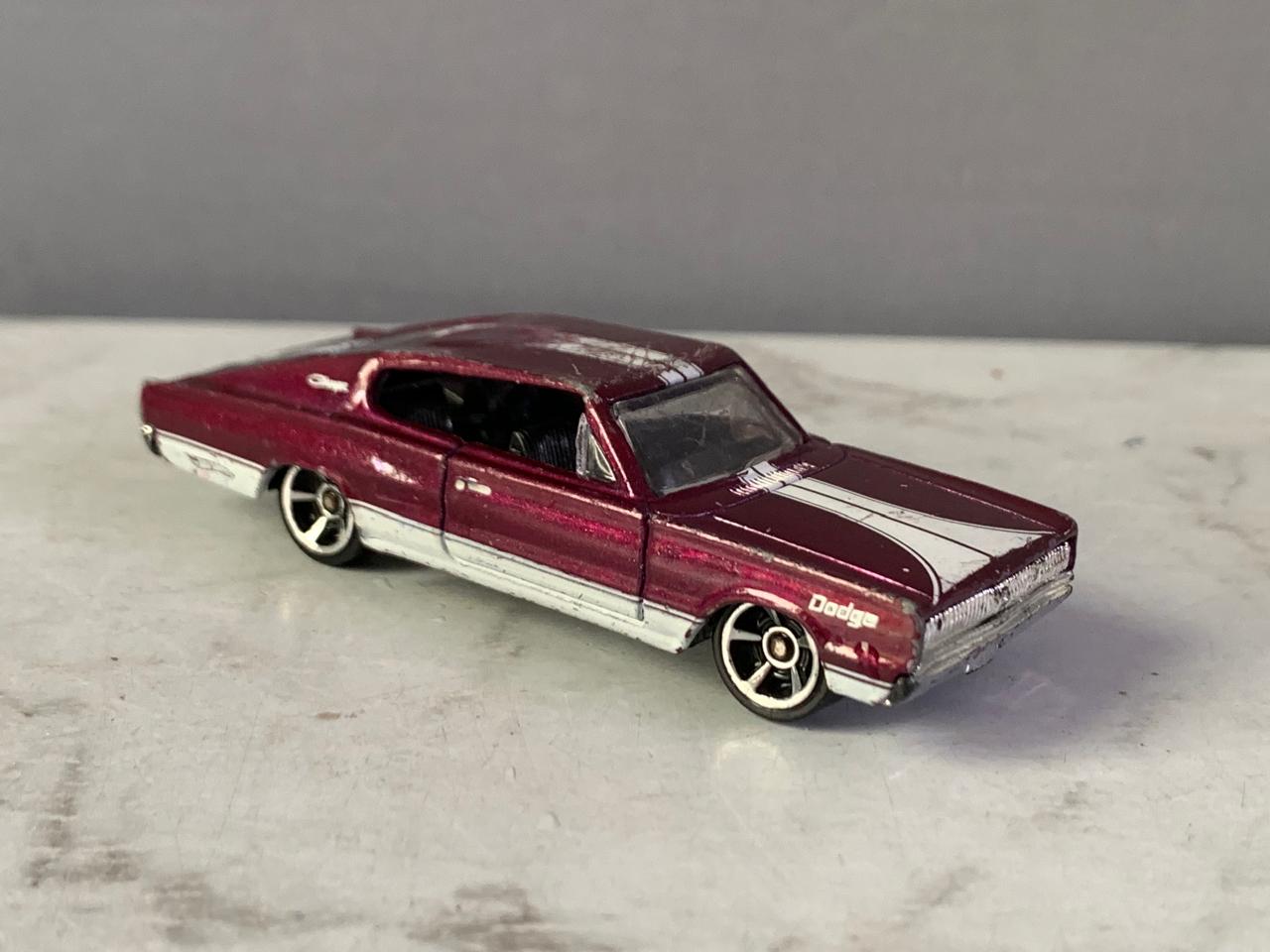 Hot Wheels Muscle Mania '67 Dodge Charger.