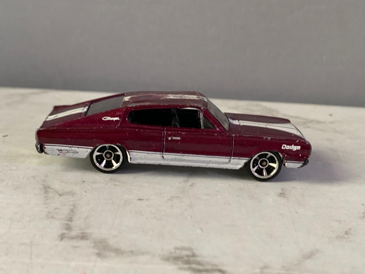 Hot Wheels Muscle Mania '67 Dodge Charger.