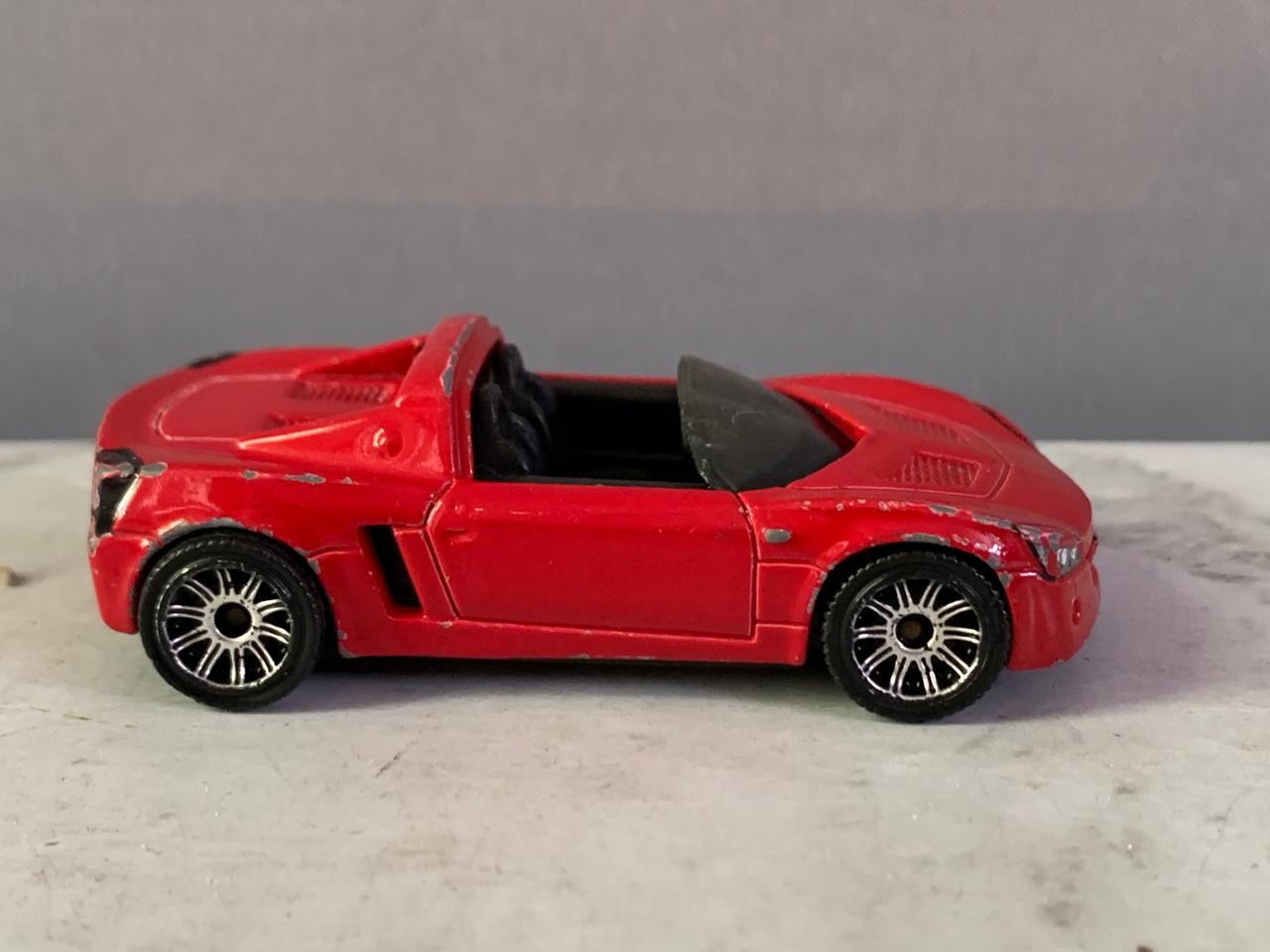 Matchbox Opel Speedster.