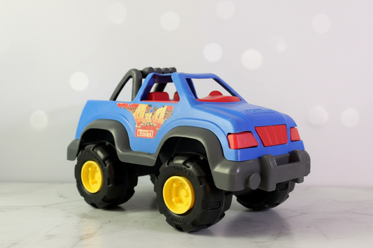 Hasbro Tonka Jr. 4x4 Off-Road Pickup Truck. (Rs 350 advance)