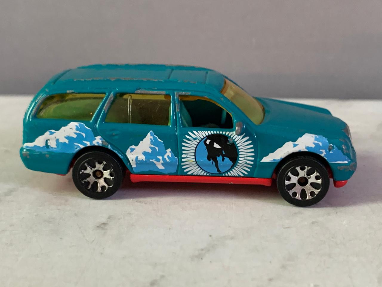 Matchbox Mercedes-Benz E430 Wagon.