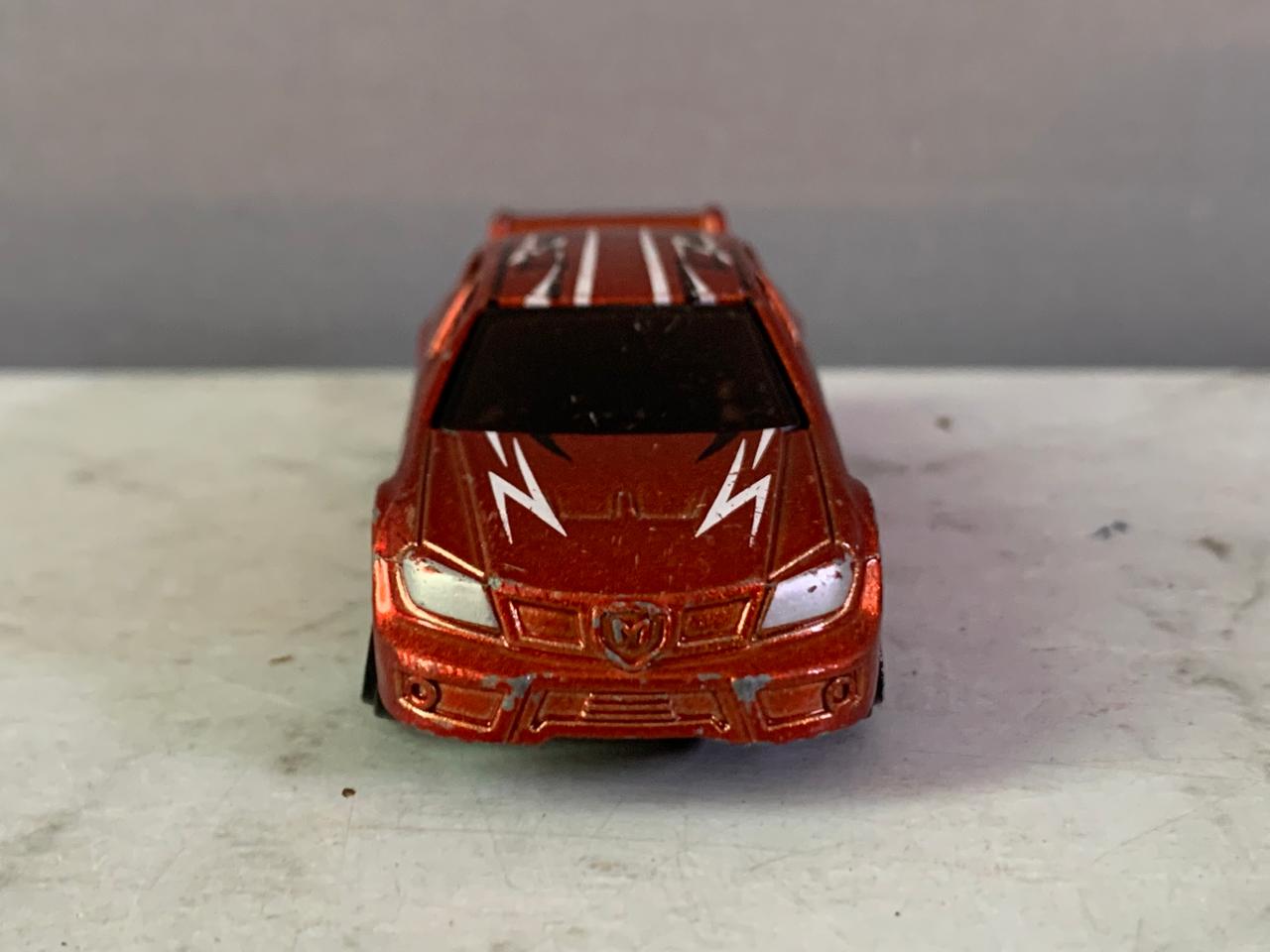 Motor Max #6143-6 Die castMitsubishi Lancer Evolution.