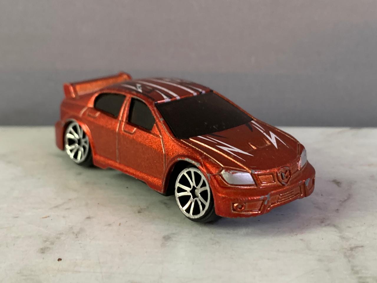 Motor Max #6143-6 Die castMitsubishi Lancer Evolution.