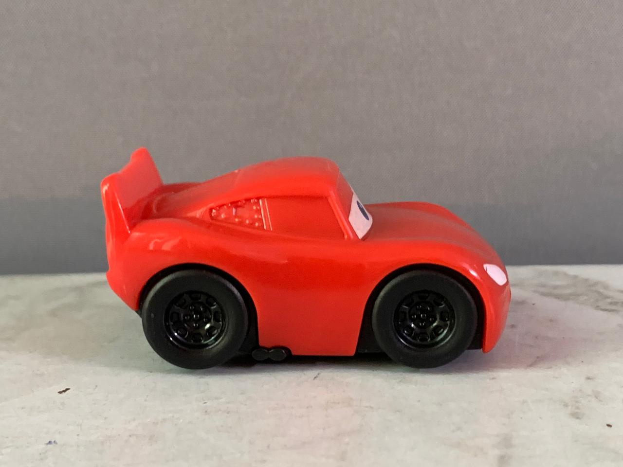 Road Trip Lightning McQueen Toy Car.