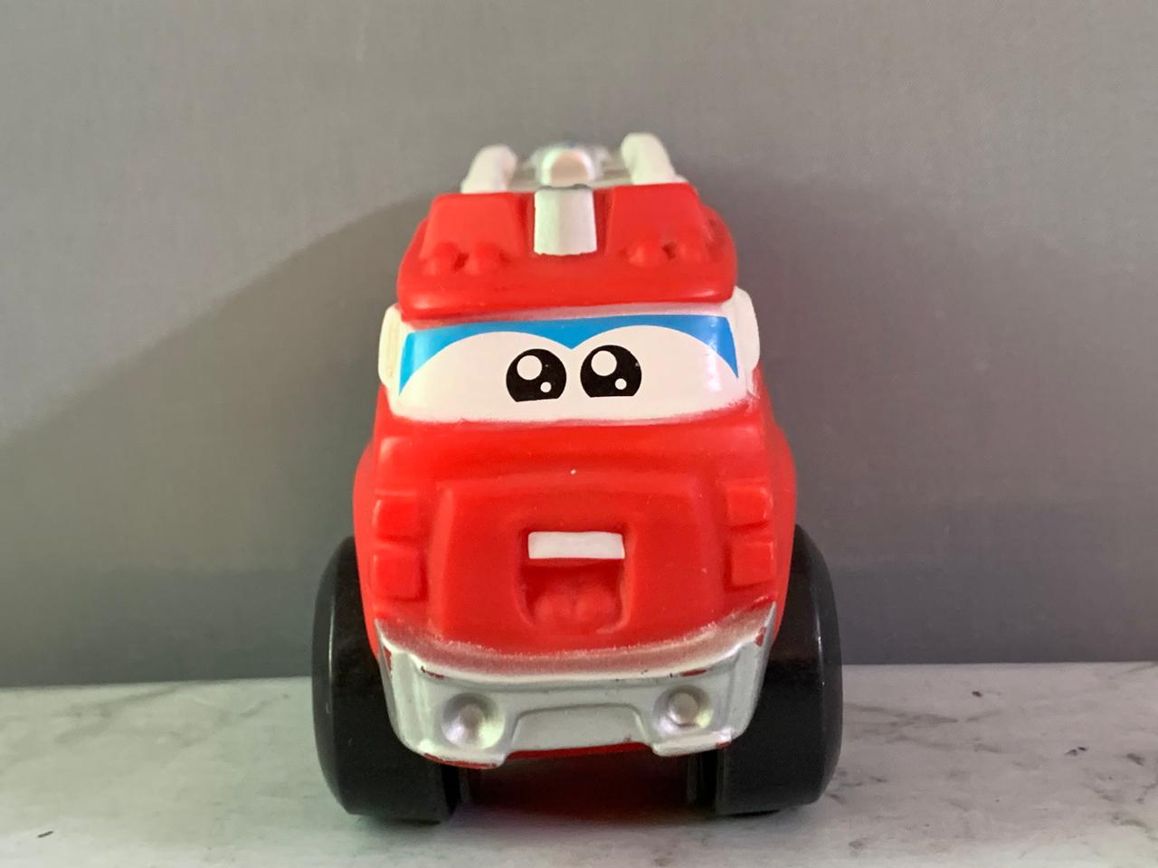 Hasbro Funskool Tonka Chuck & Friends Boomer The Fire Truck.