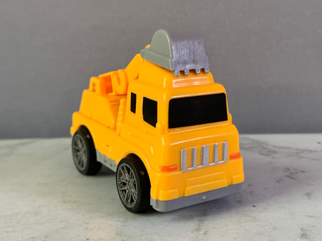 Pull Back Construction Truck Toy. (Rs 100 advance)