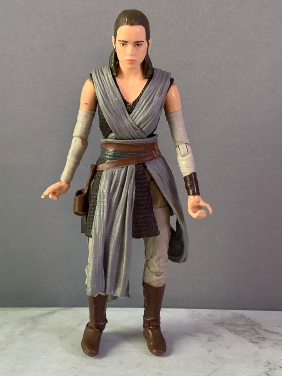 Hasbro Star Wars The Last Jedi Rey (Jedi Training) Action Figure. (Rs 250 advance)