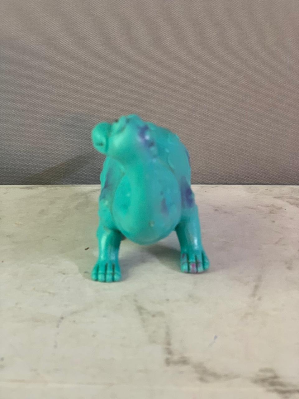 Greenbrier International Dinosaur Figurine. (Rs 100 advance)