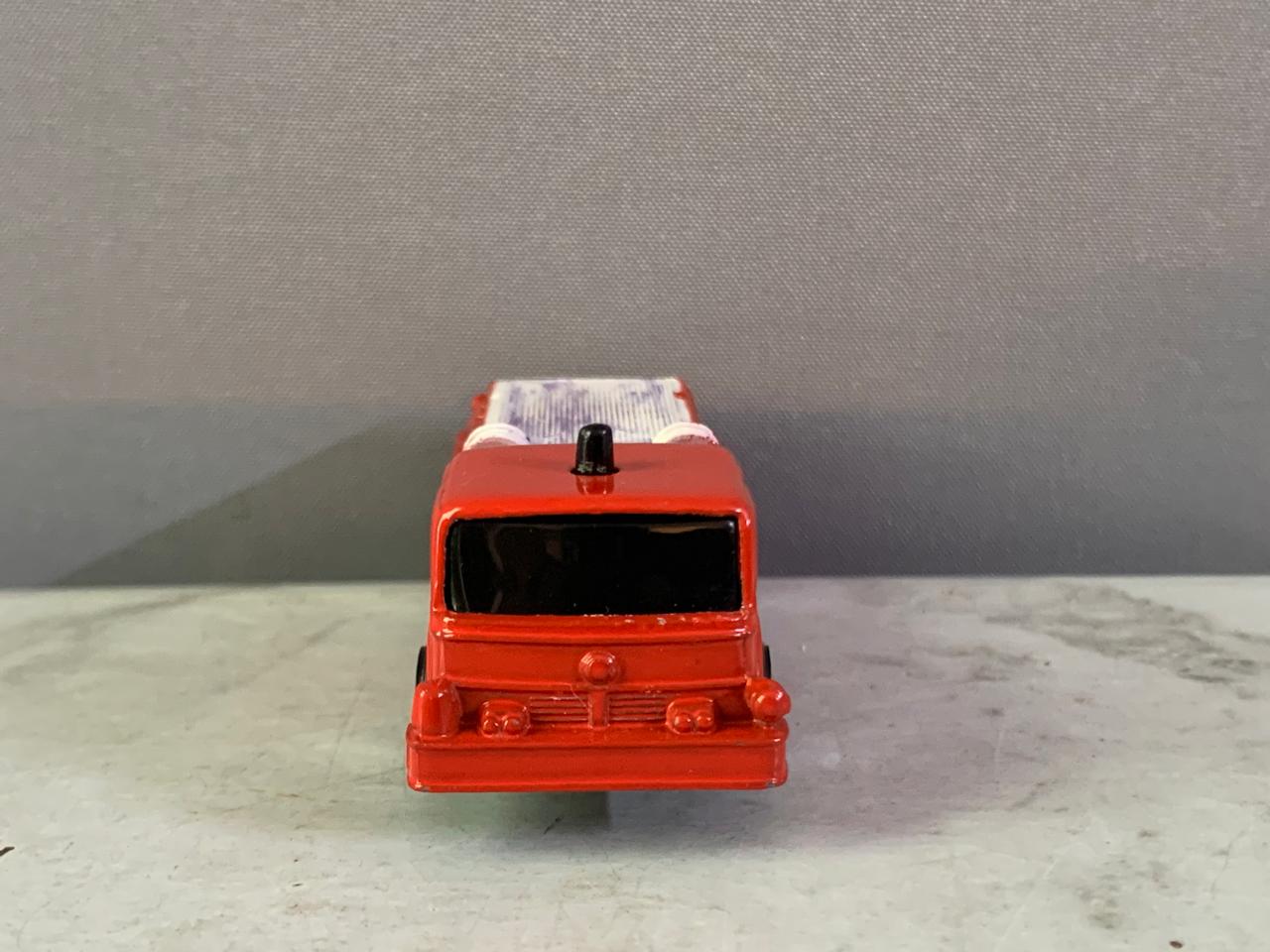 Maisto Denver Pumper Fire Dept Vehicle. (Rs 100 advance)
