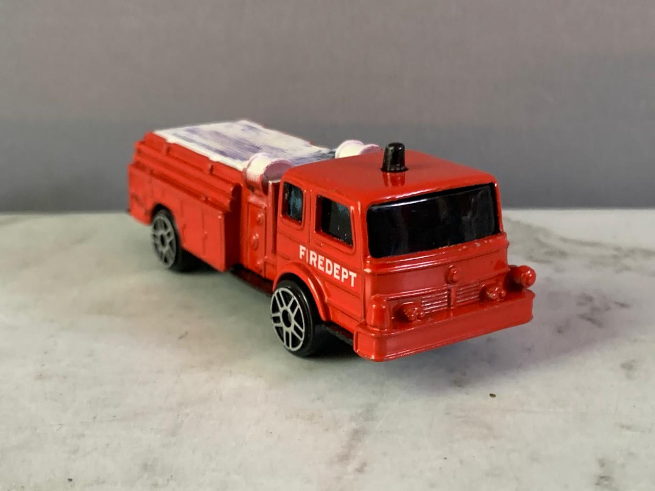 Maisto Denver Pumper Fire Dept Vehicle. (Rs 100 advance)