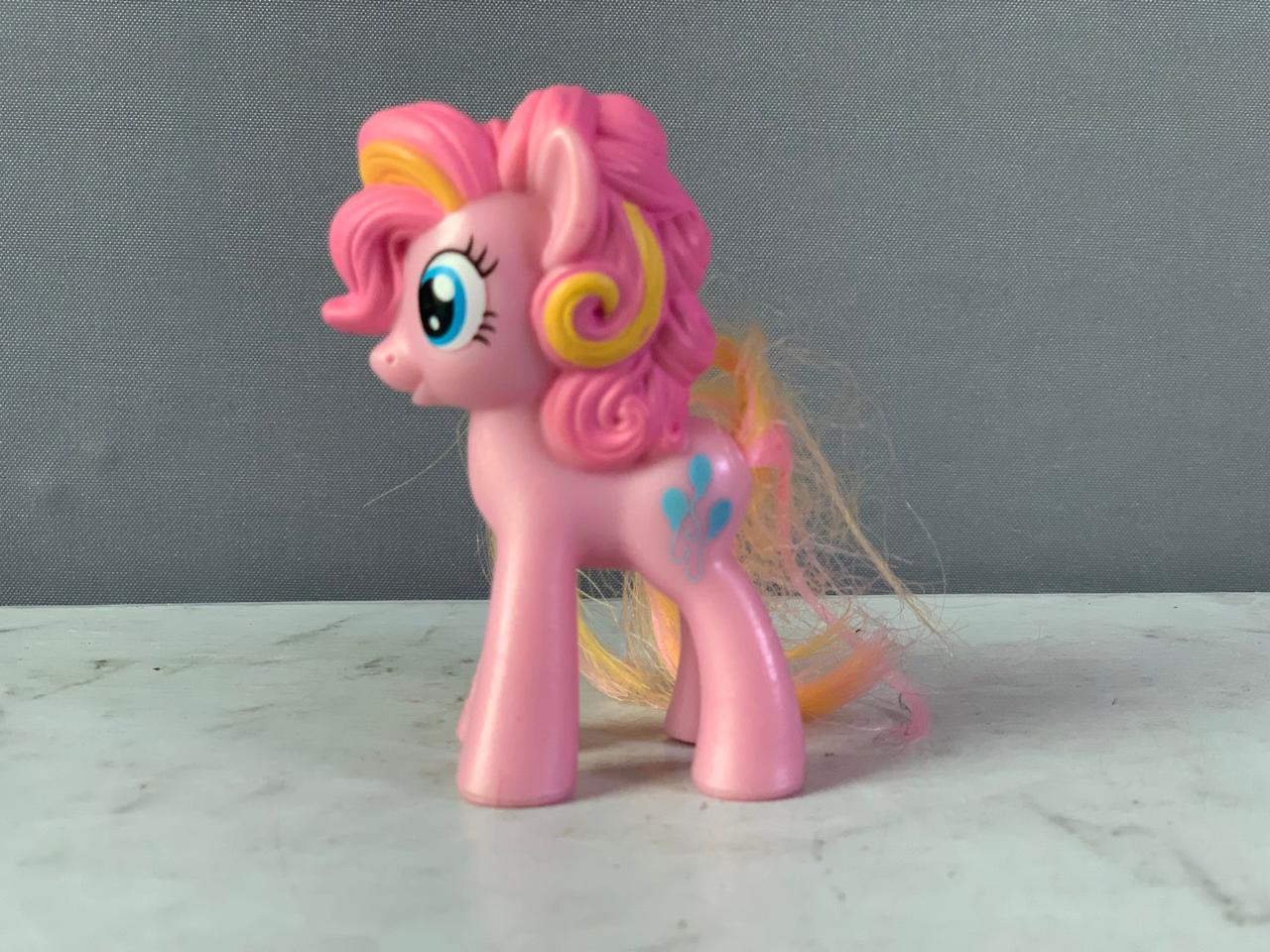 My Little Pony: Friendship Is Magic "Rainbow Power" Pinkie Pie Toy.