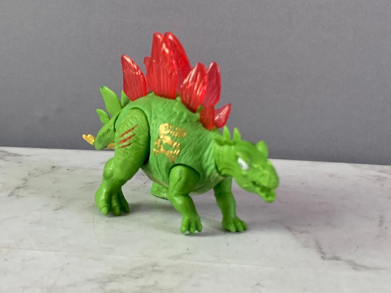 ZURU Smashers Dino Island Mini Egg Stegosaurus Toy.
