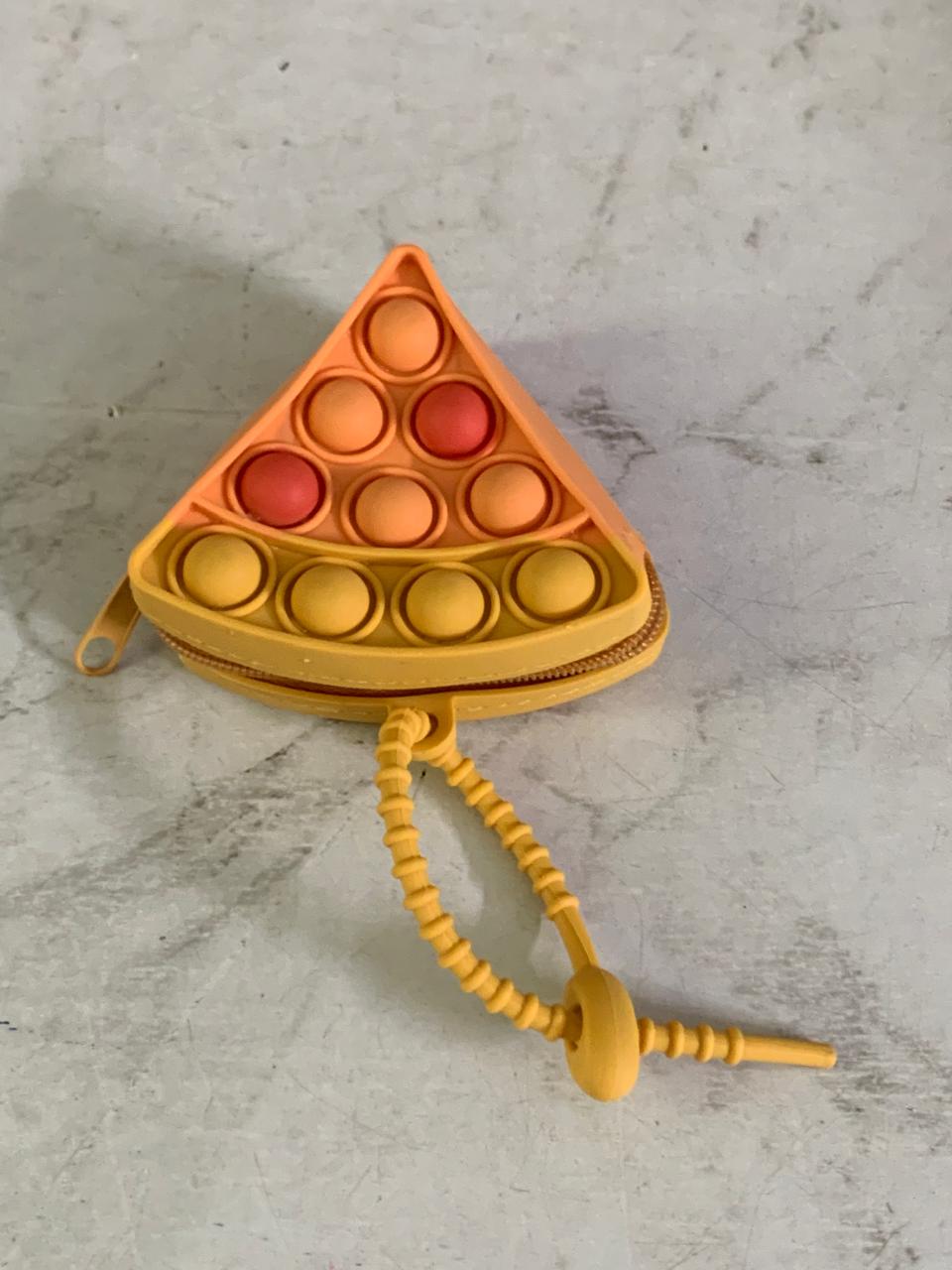 Bullseye's Playground Silicone Pizza Pouch.