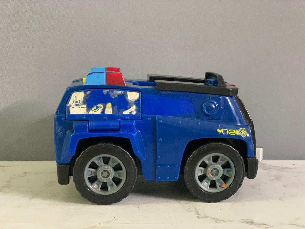 PAW Patrol, Chase’s Patrol Cruiser Toy Car.