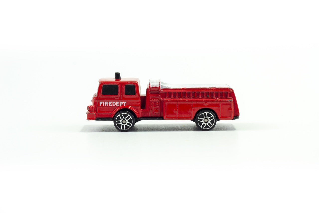 Maisto Denver Pumper Fire Dept Vehicle. (Rs 100 advance)